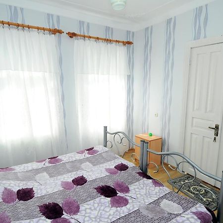 Guest House Darejani Кутаїсі Екстер'єр фото