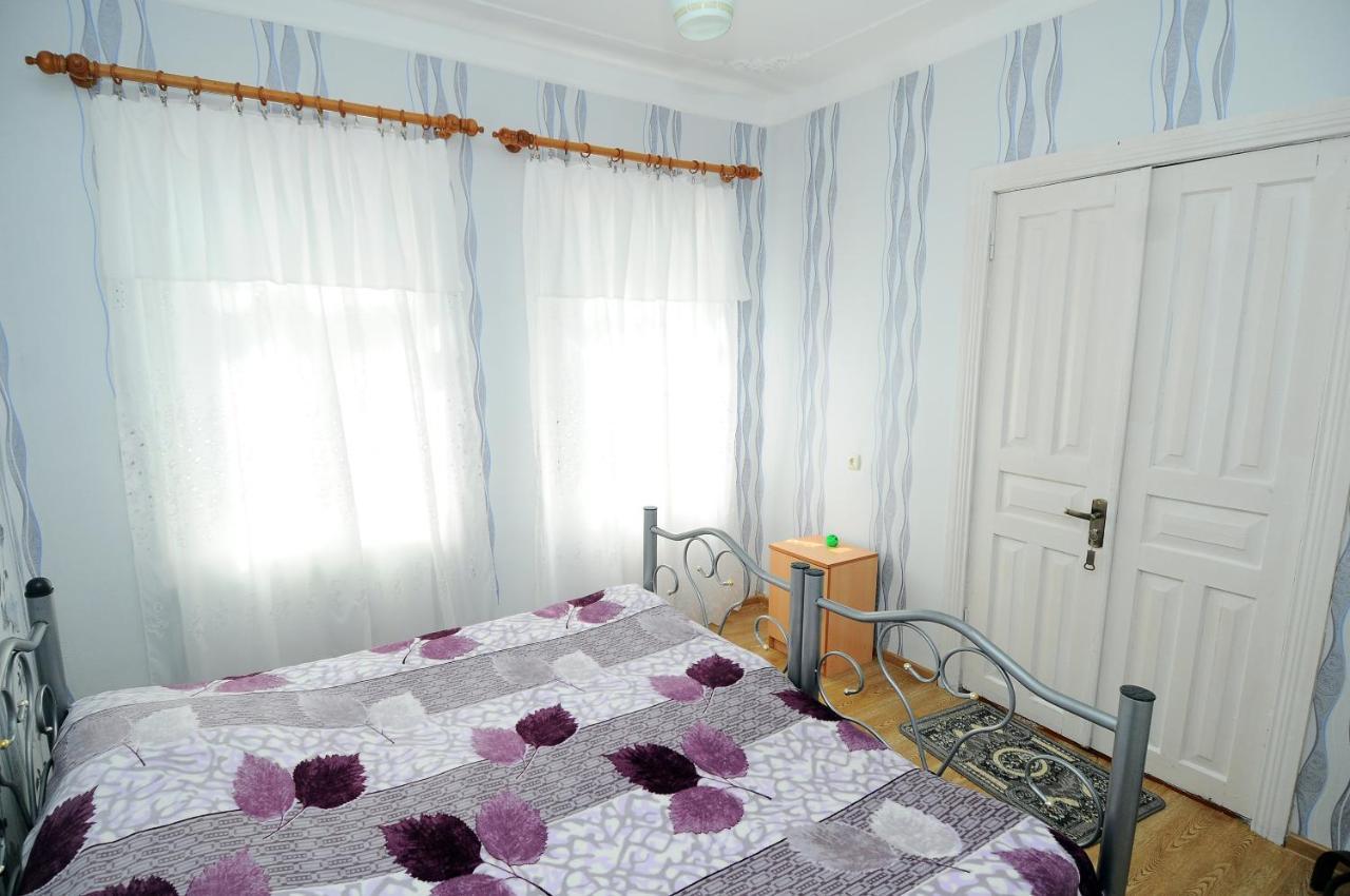 Guest House Darejani Кутаїсі Екстер'єр фото