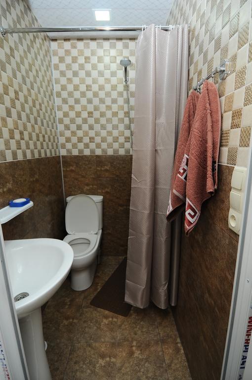 Guest House Darejani Кутаїсі Екстер'єр фото